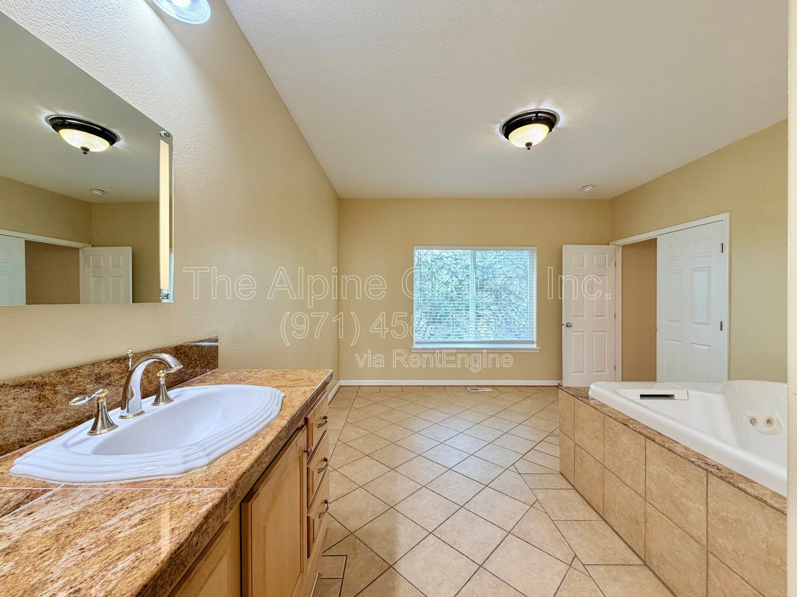 Gallery Image 43