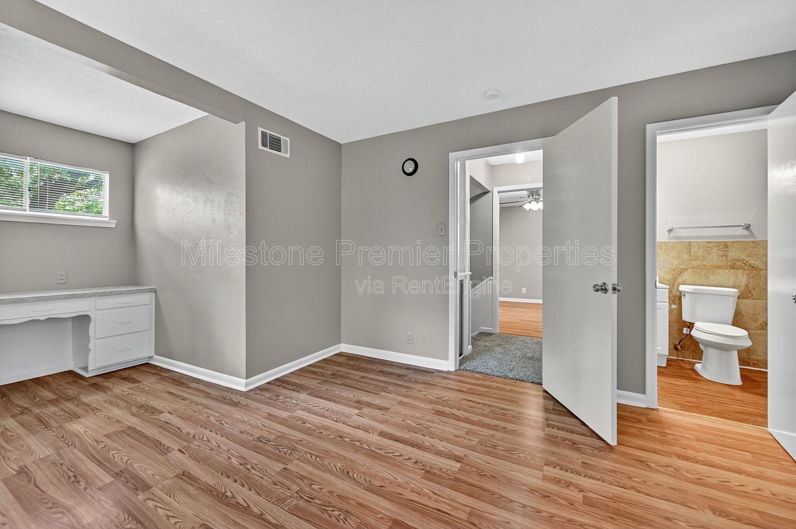 Gallery Image 17