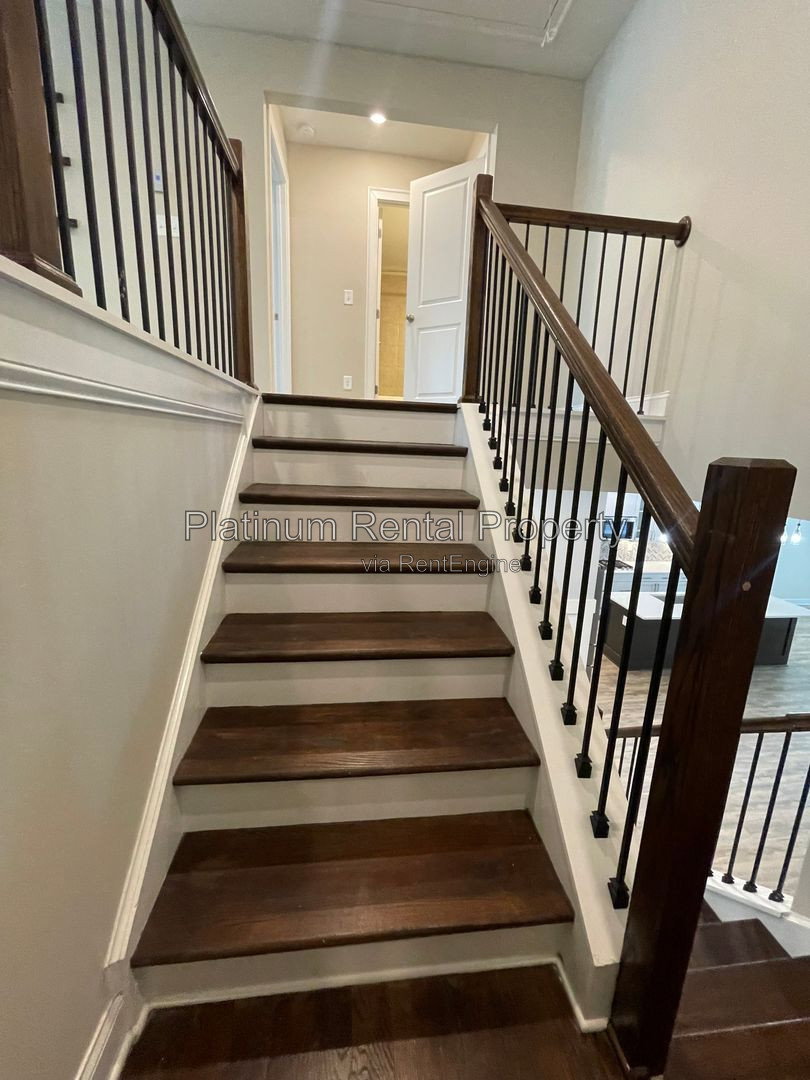 Gallery Image 58