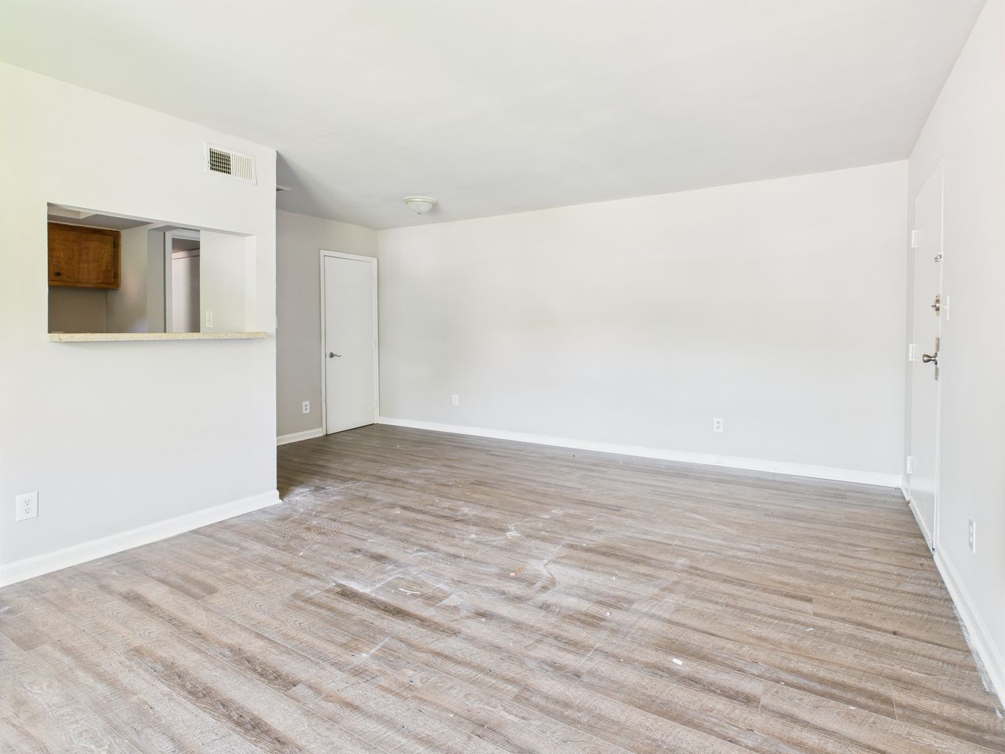 Gallery Image 0