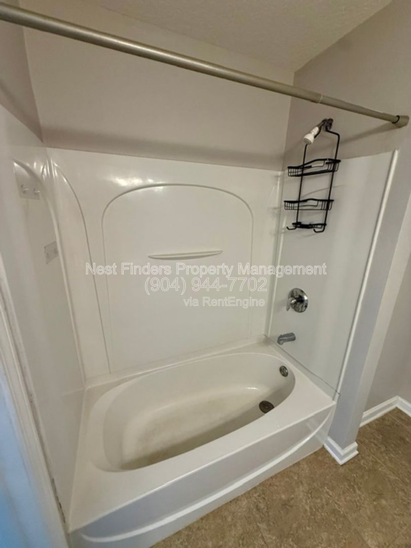 Gallery Image 13