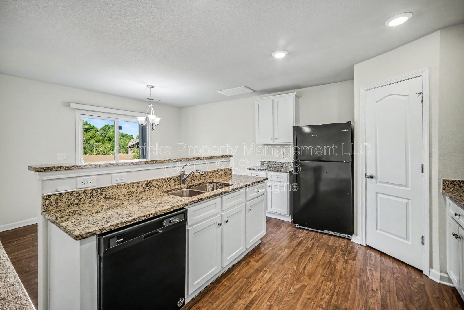 Gallery Image 13