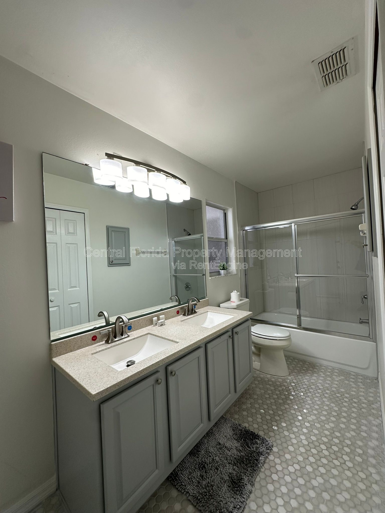 Gallery Image 25
