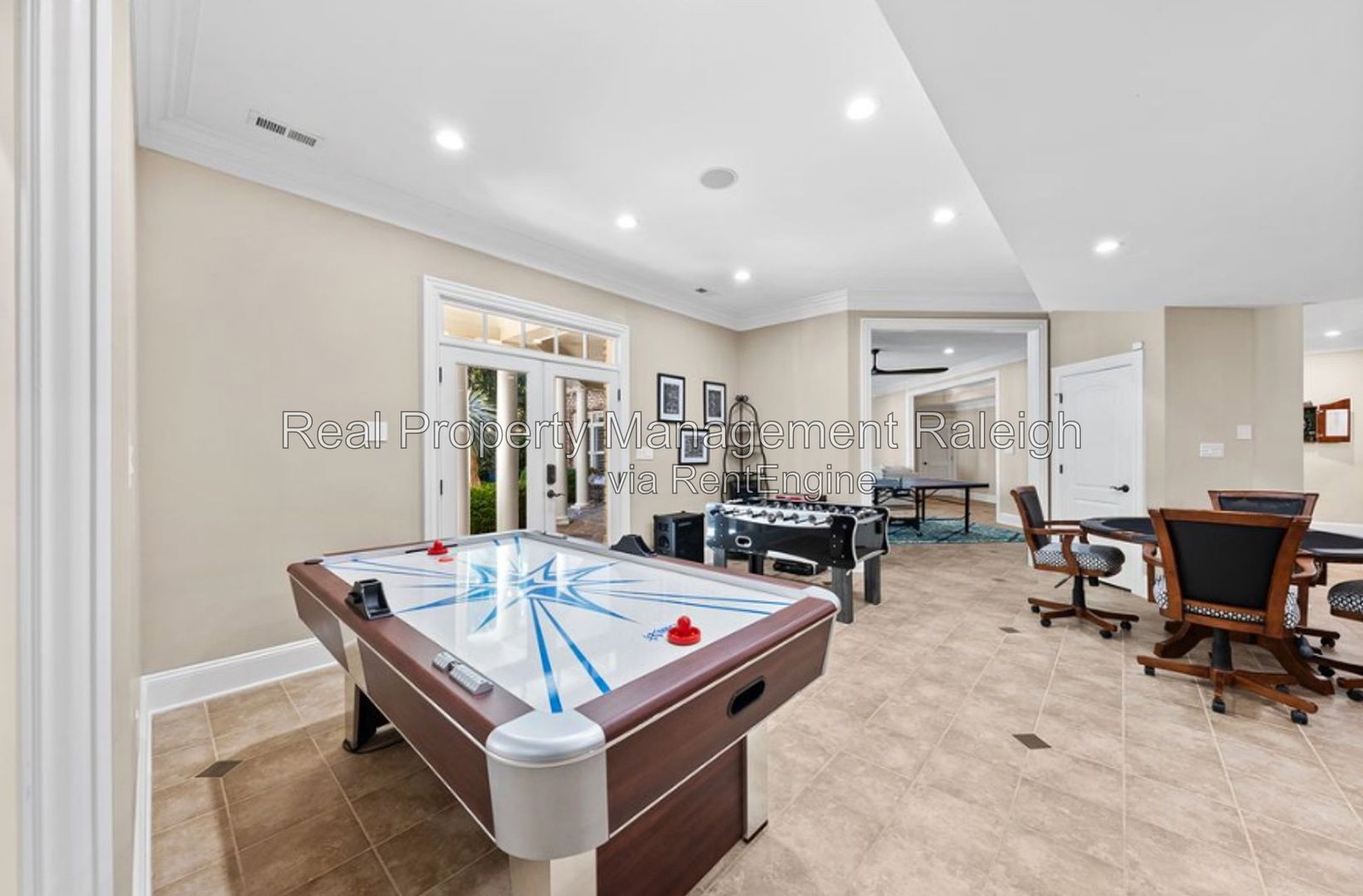 Gallery Image 17