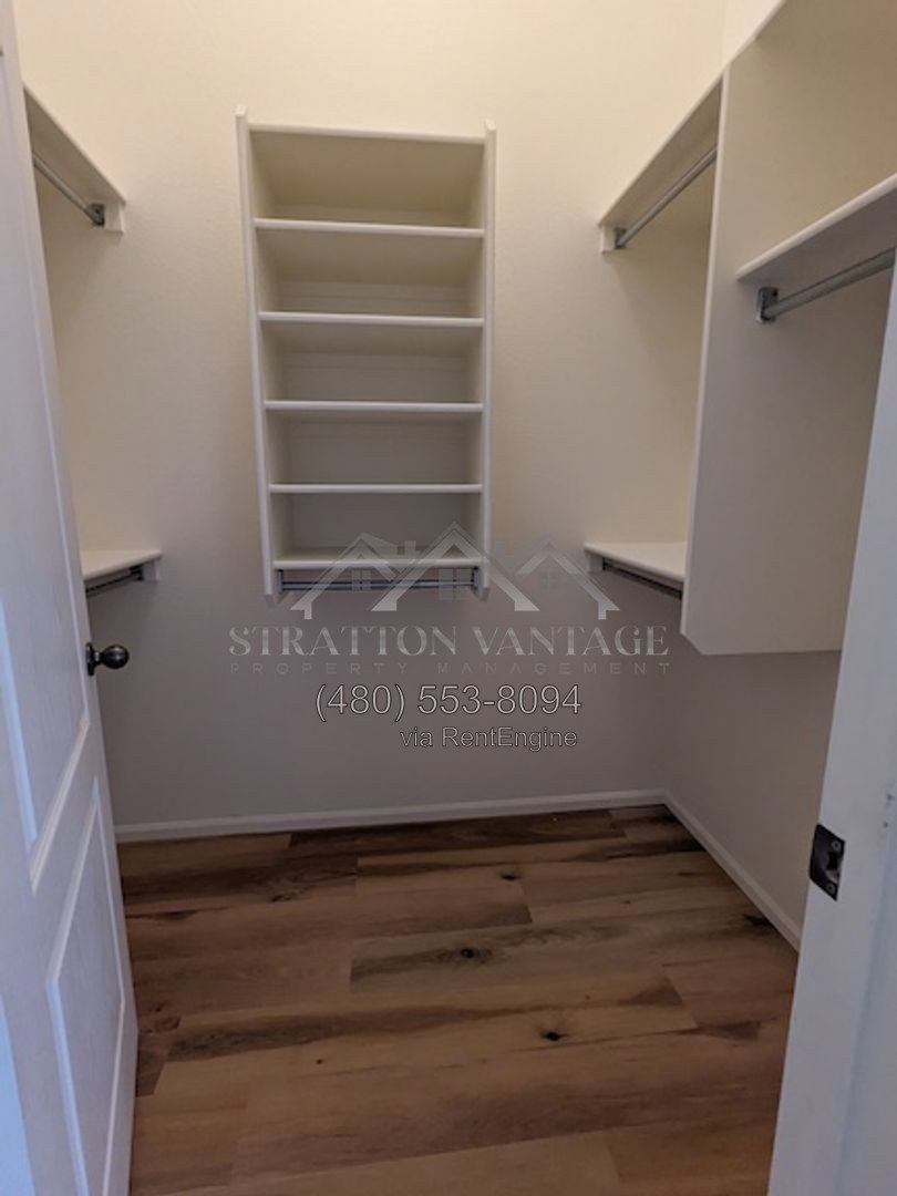 Gallery Image 33