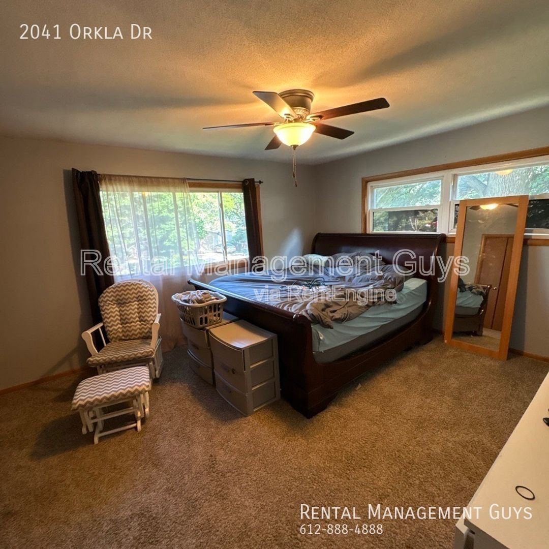 Gallery Image 13