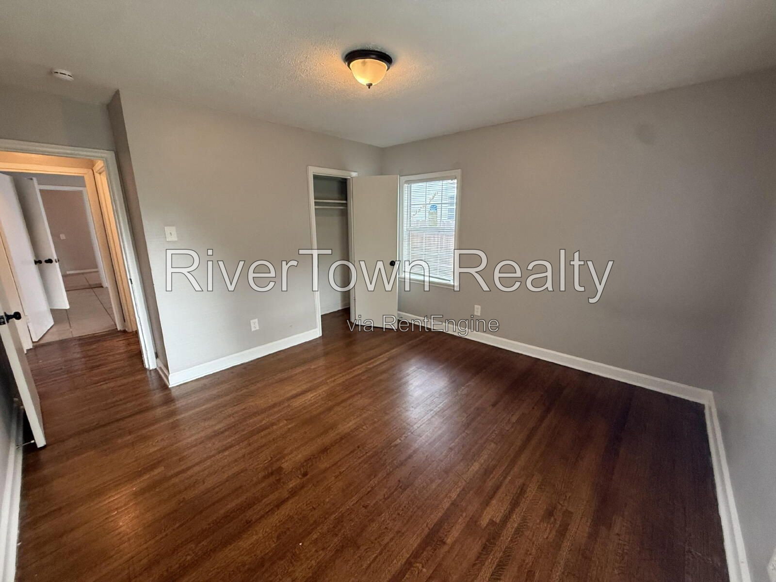 Gallery Image 18
