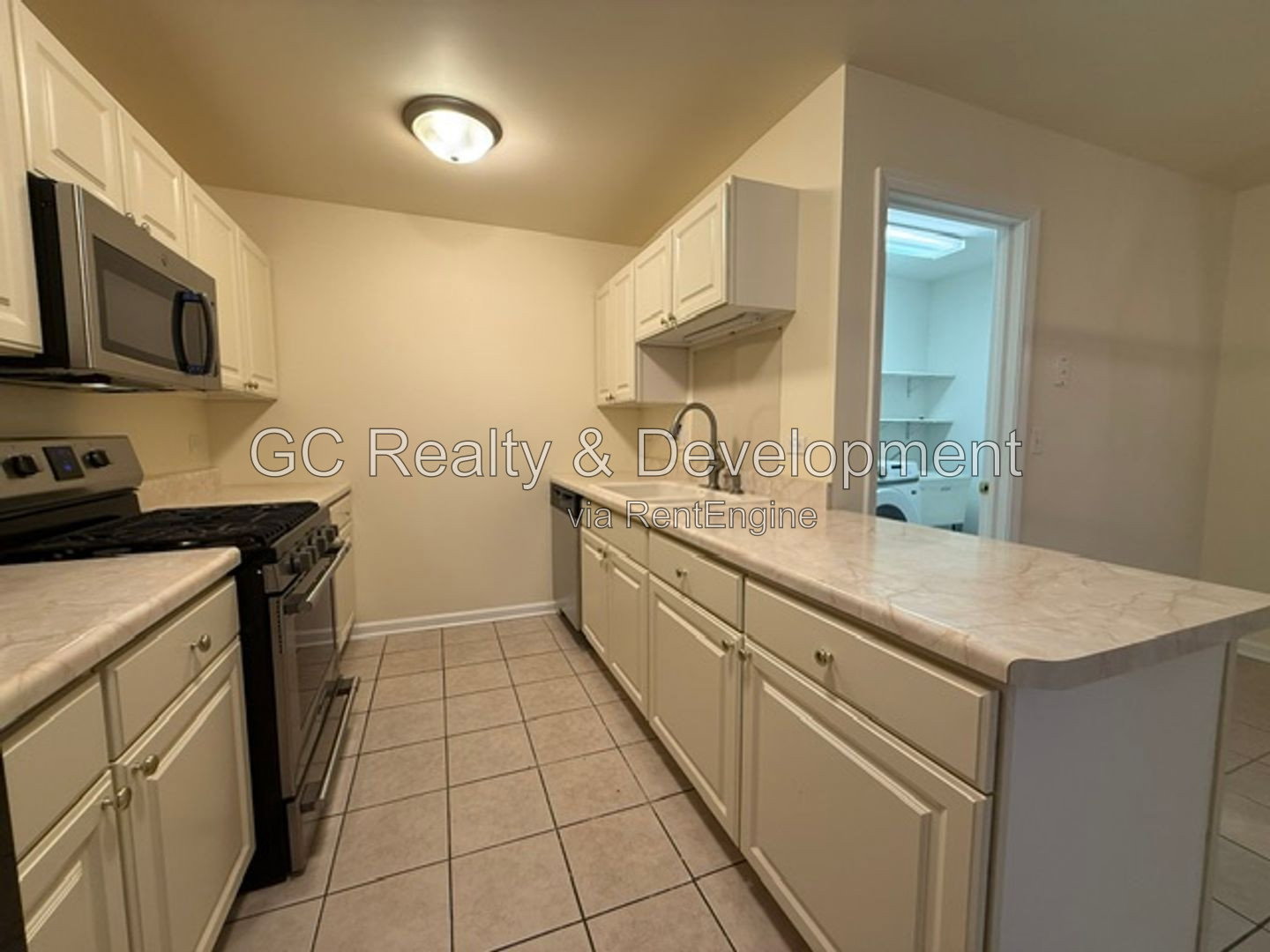 Gallery Image 10