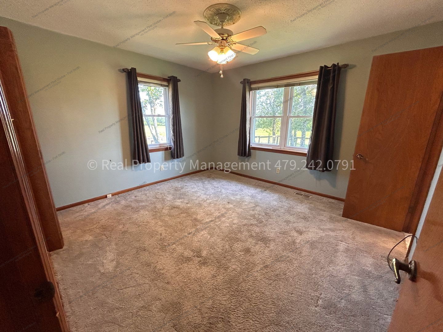 Gallery Image 28
