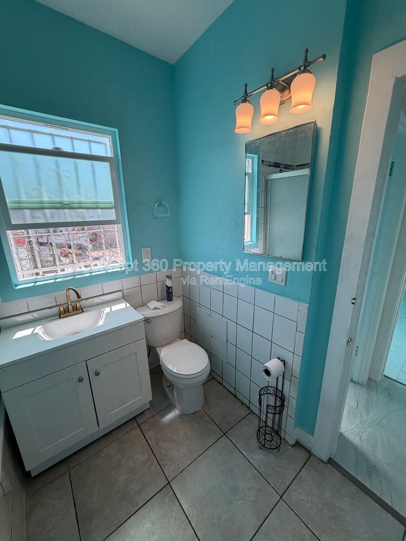 Gallery Image 17