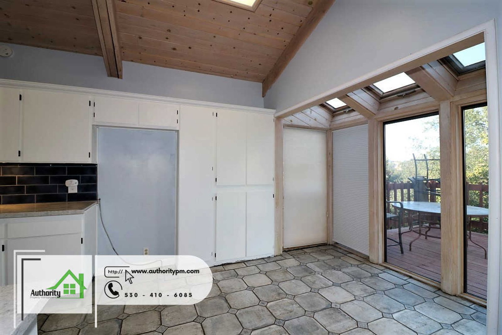 Gallery Image 13