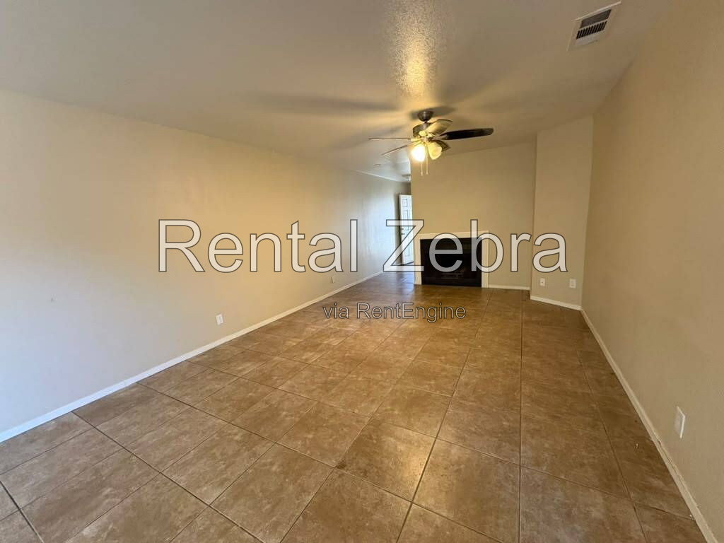 Gallery Image 0