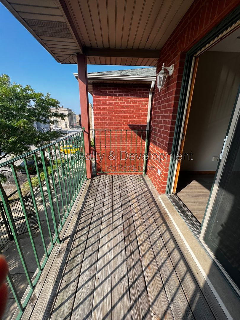 Gallery Image 17