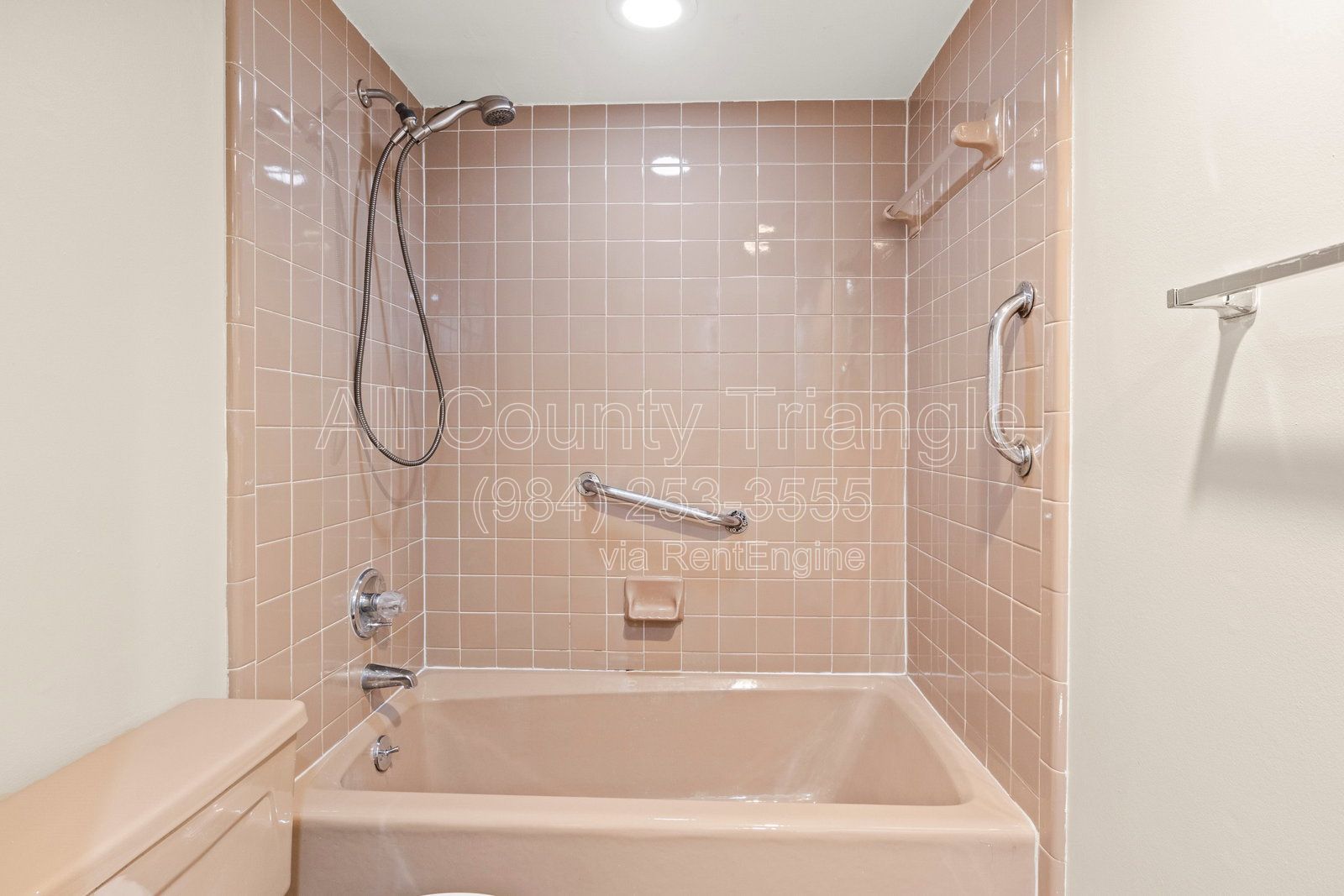 Gallery Image 18