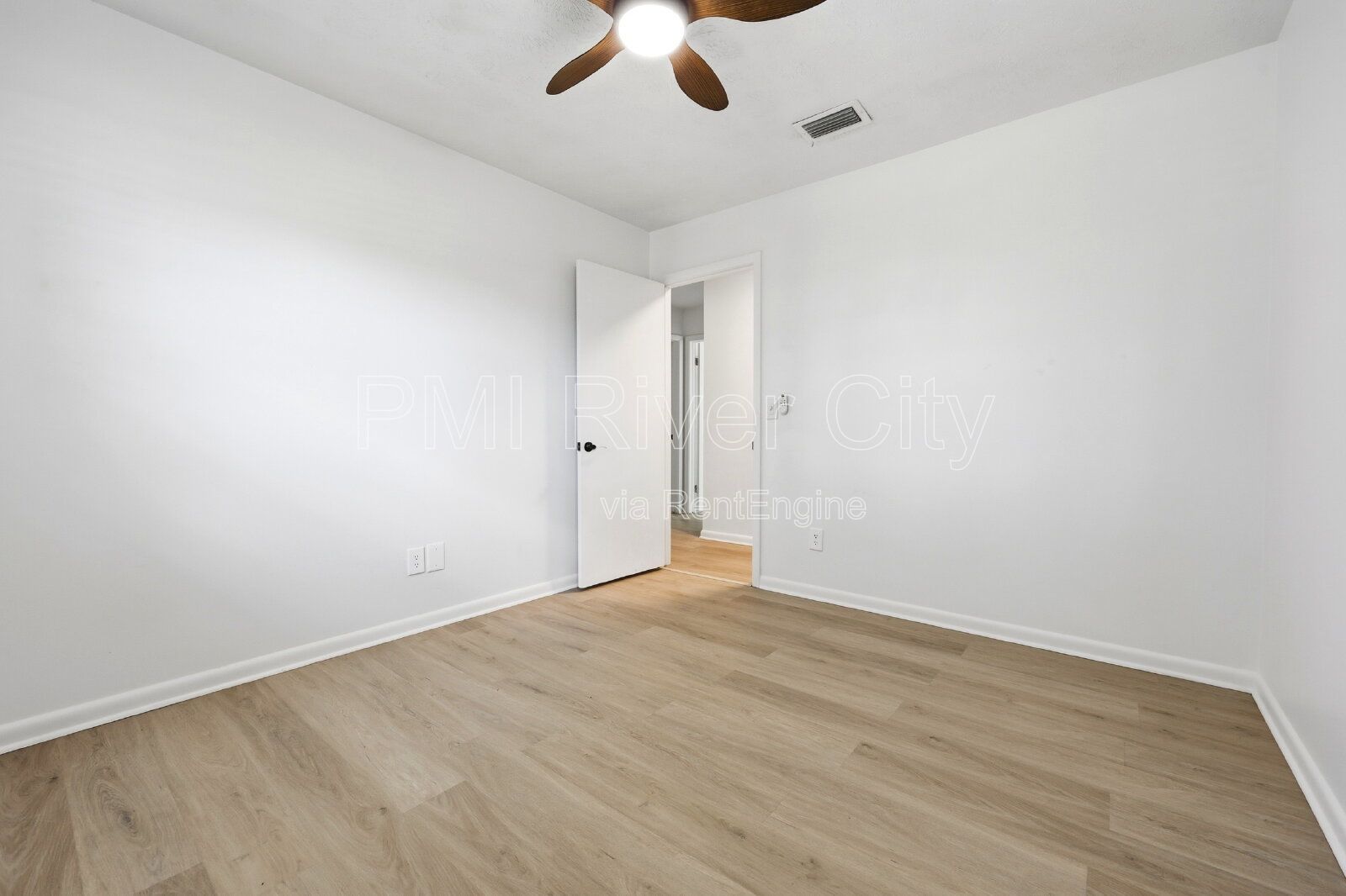 Gallery Image 28