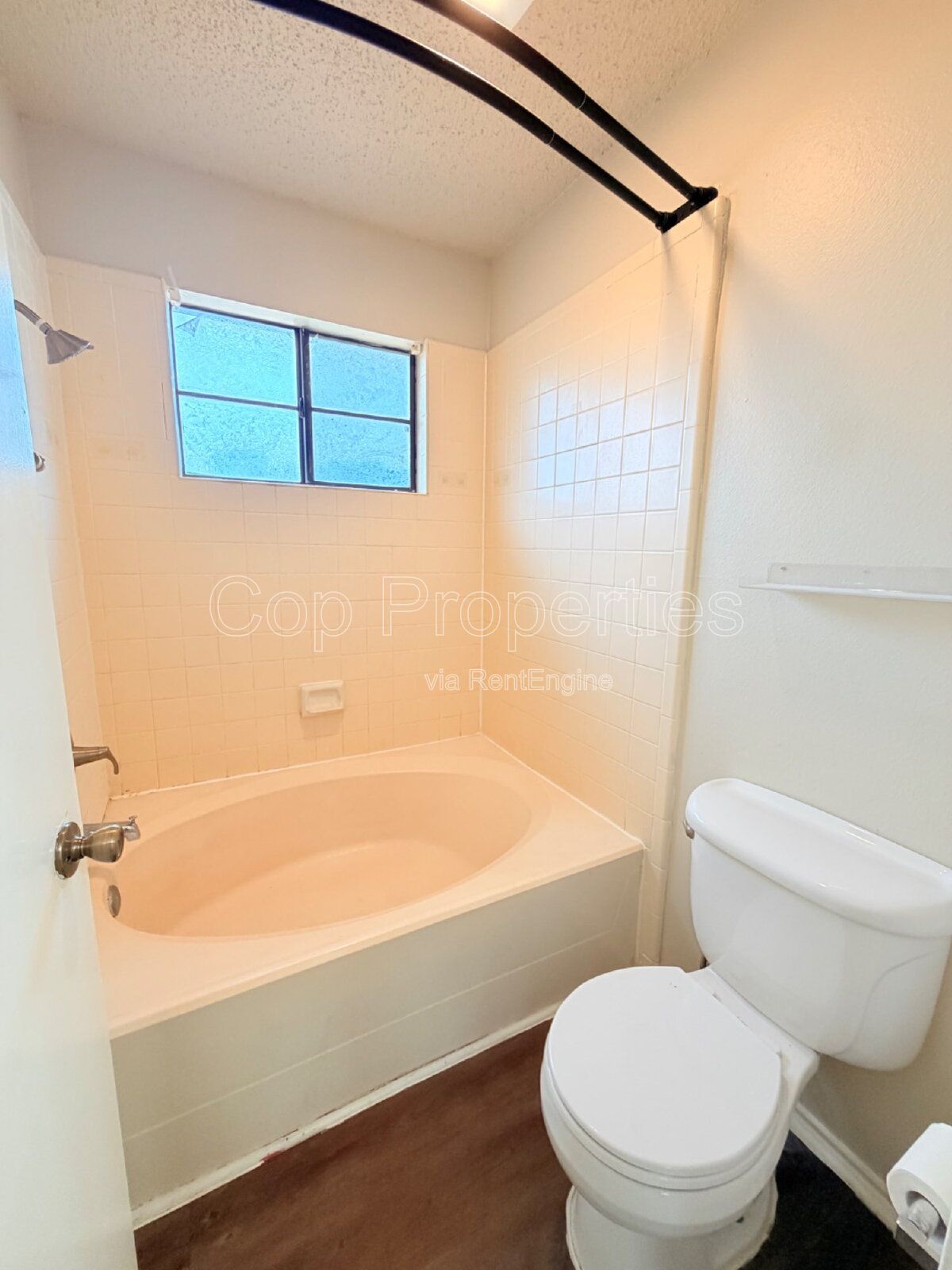 Gallery Image 19