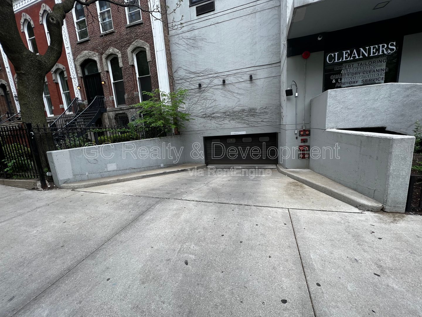 Gallery Image 16