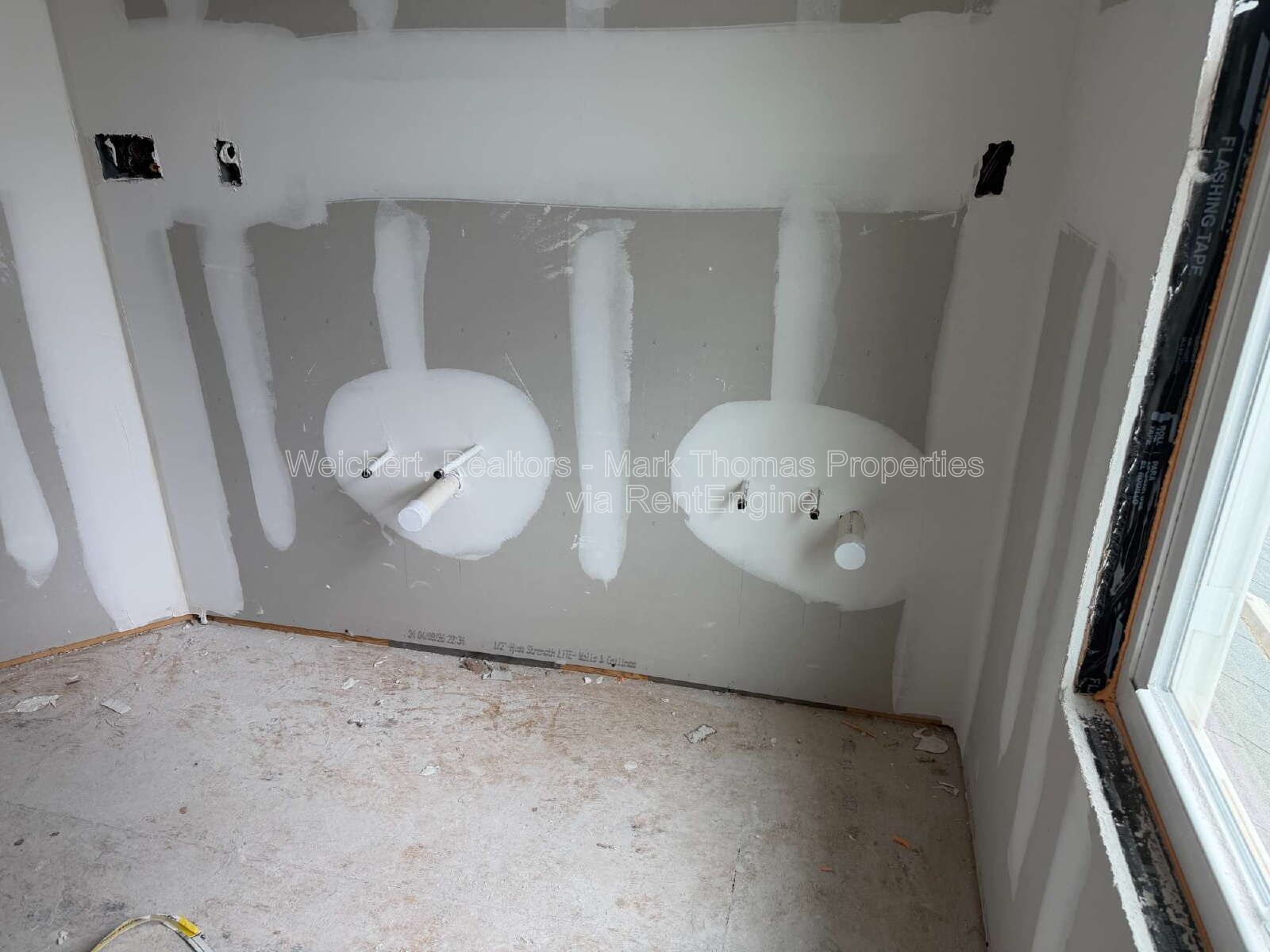 Gallery Image 37