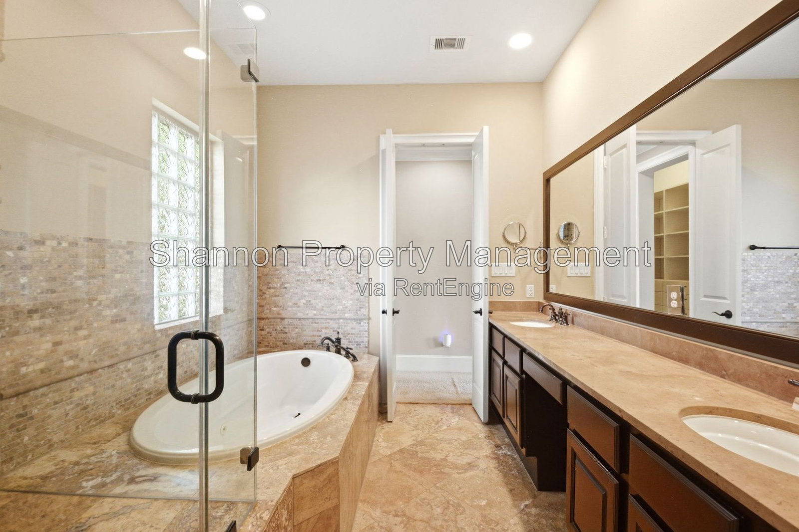 Gallery Image 39