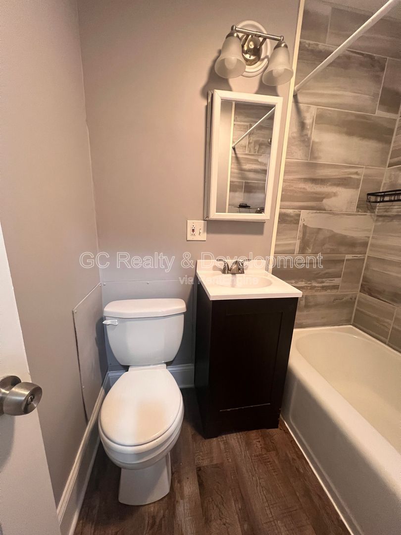 Gallery Image 19