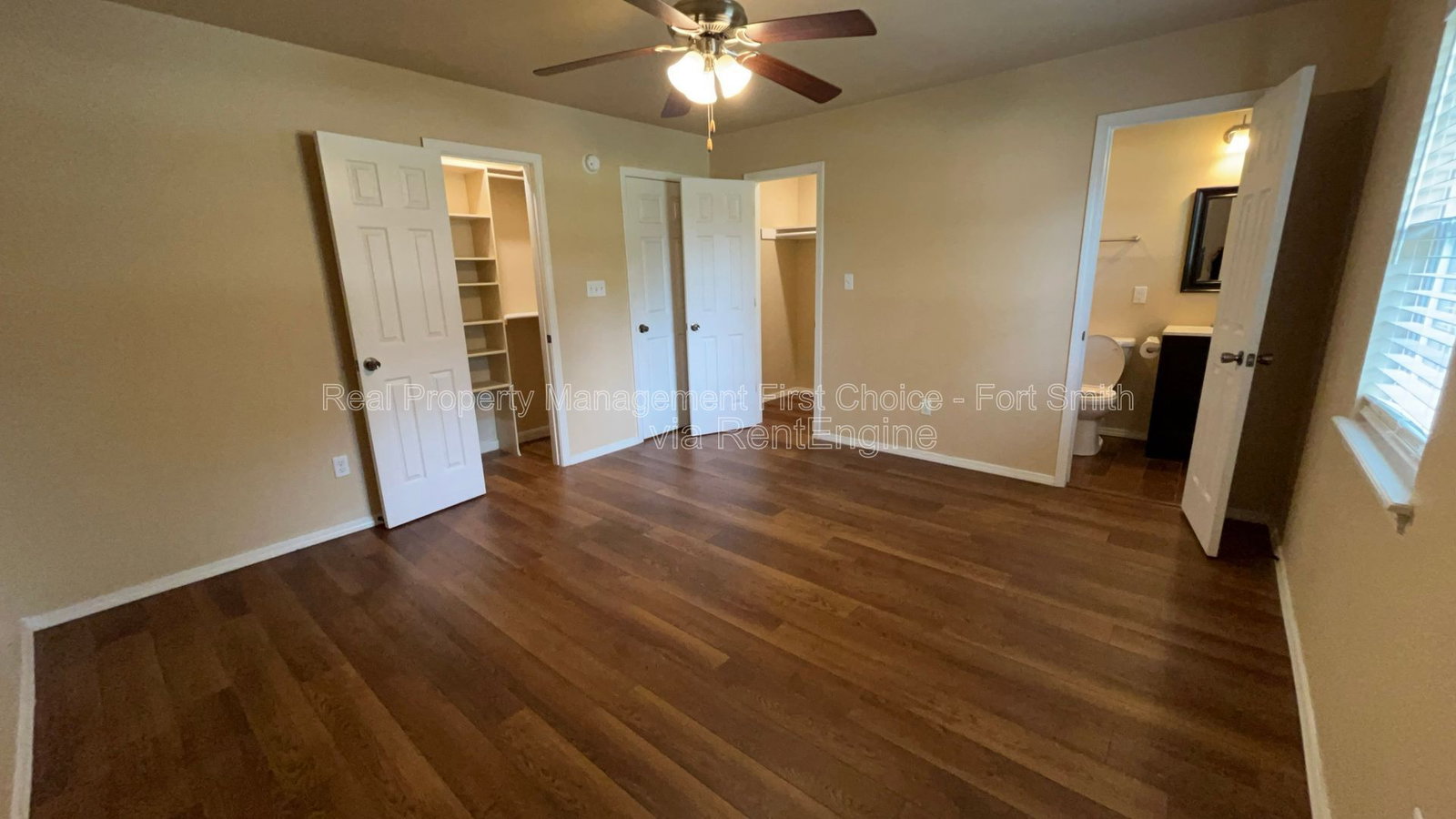 Gallery Image 14