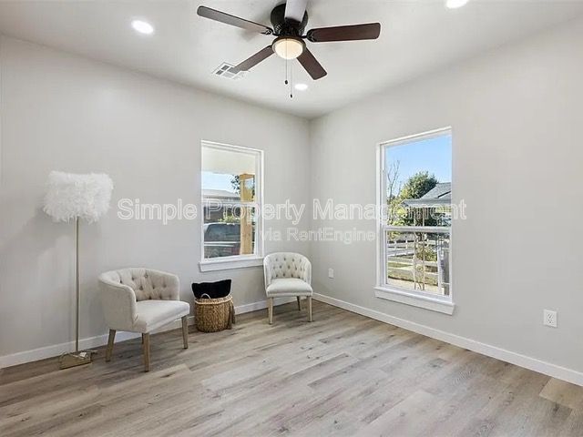 Gallery Image 20