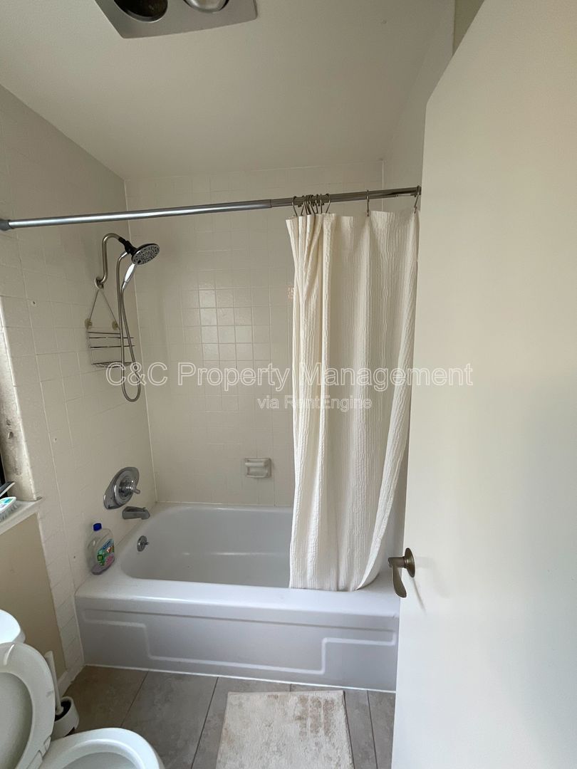 Gallery Image 14