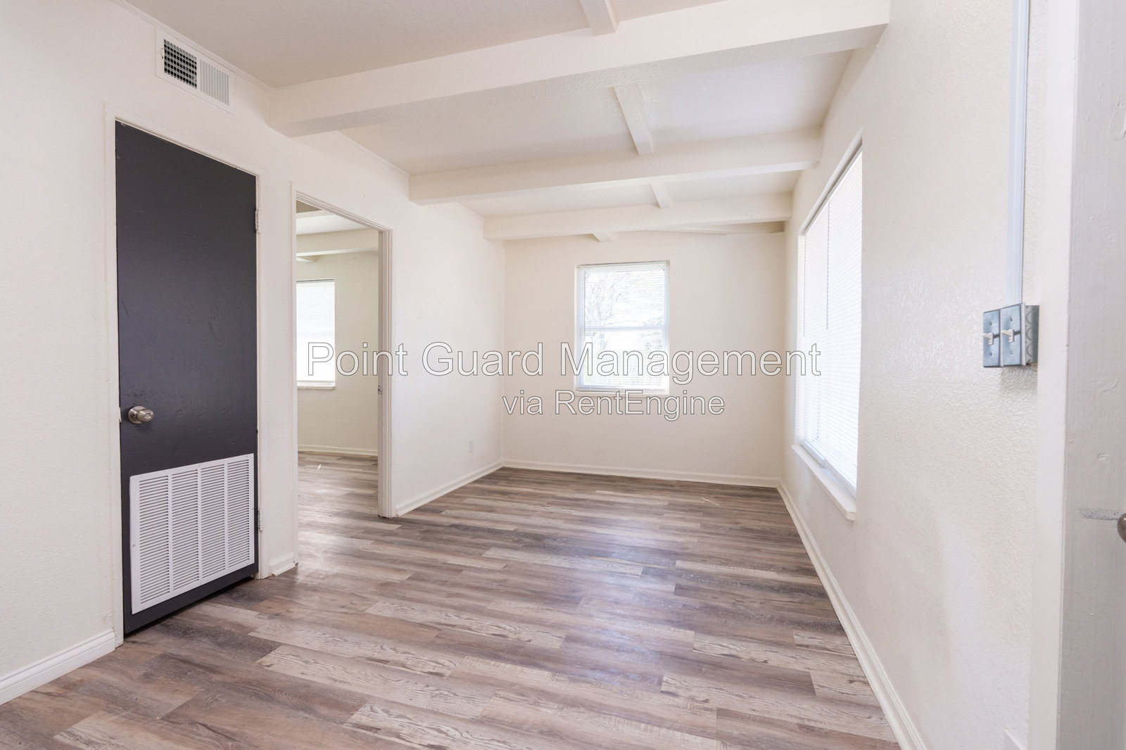 Gallery Image 0