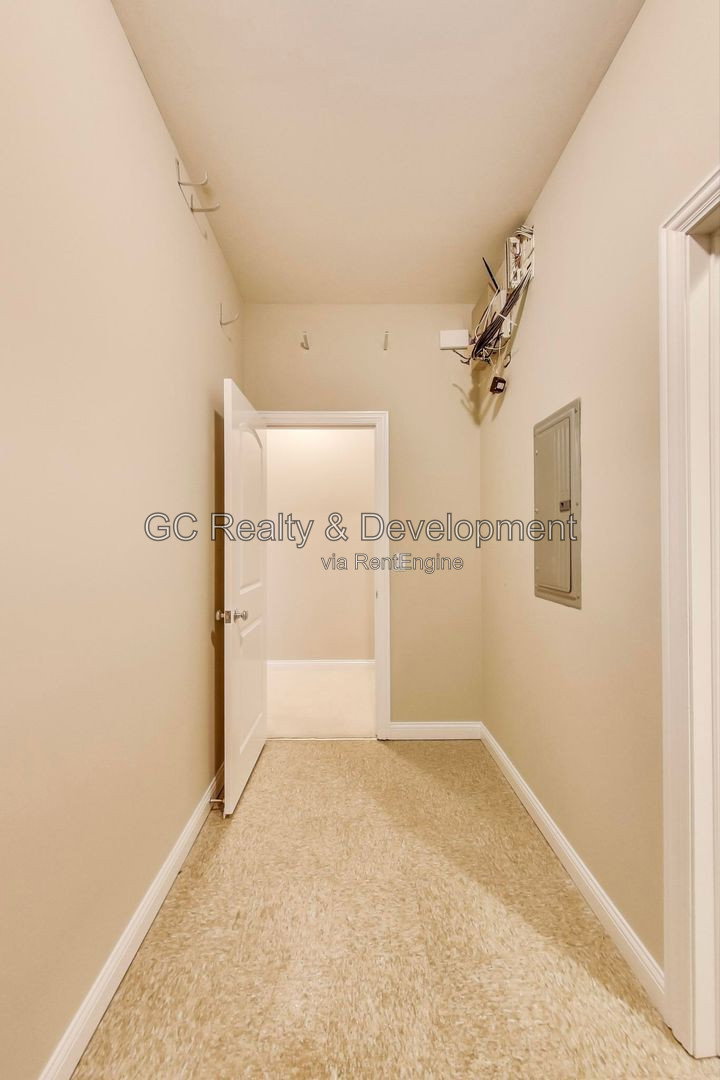 Gallery Image 33