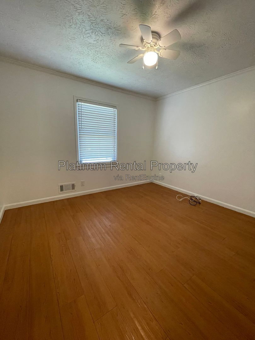 Gallery Image 17