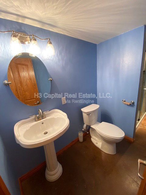 Gallery Image 37