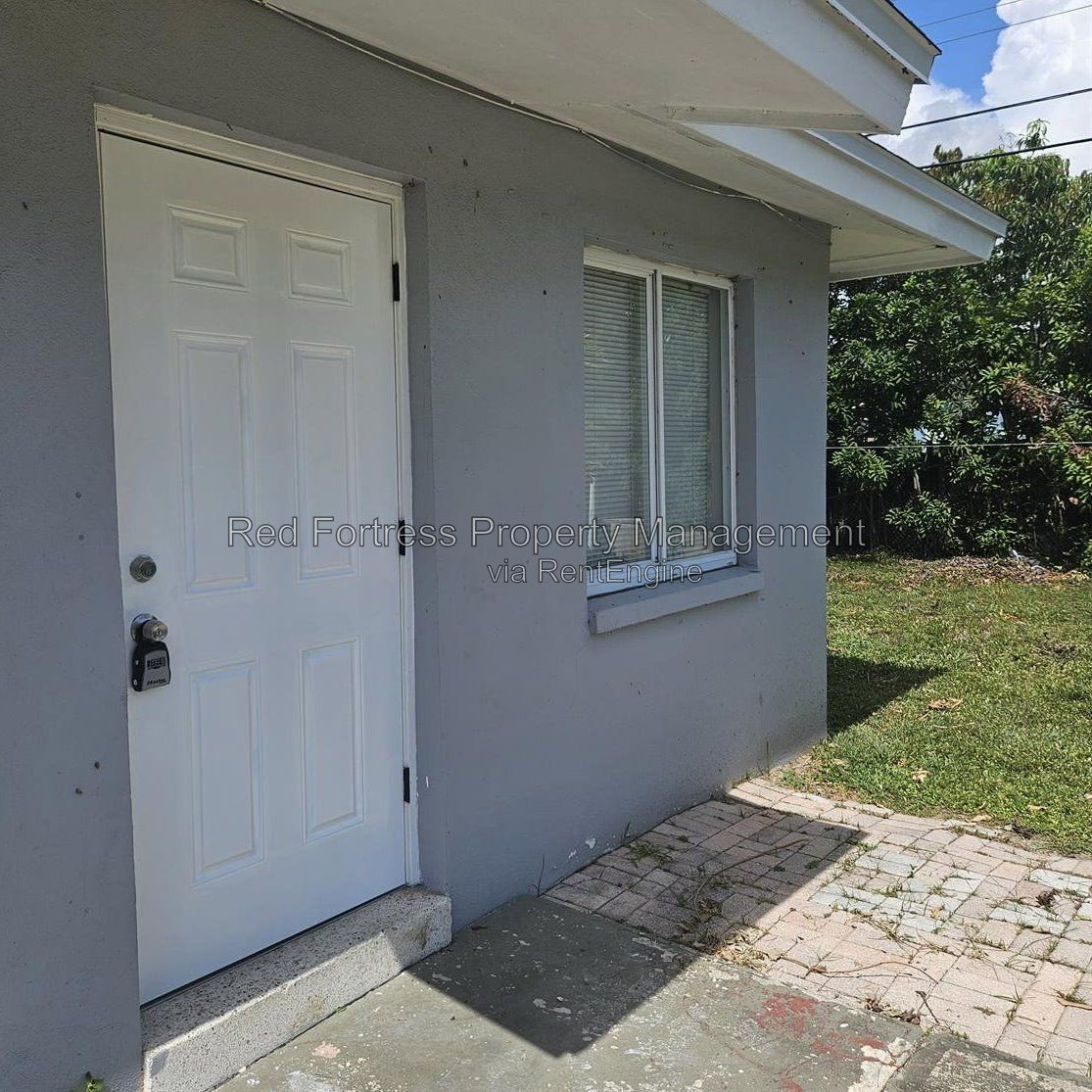 Gallery Image 0