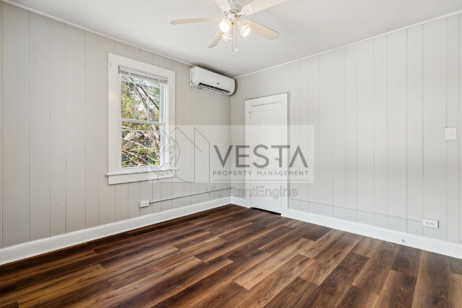 Gallery Image 31