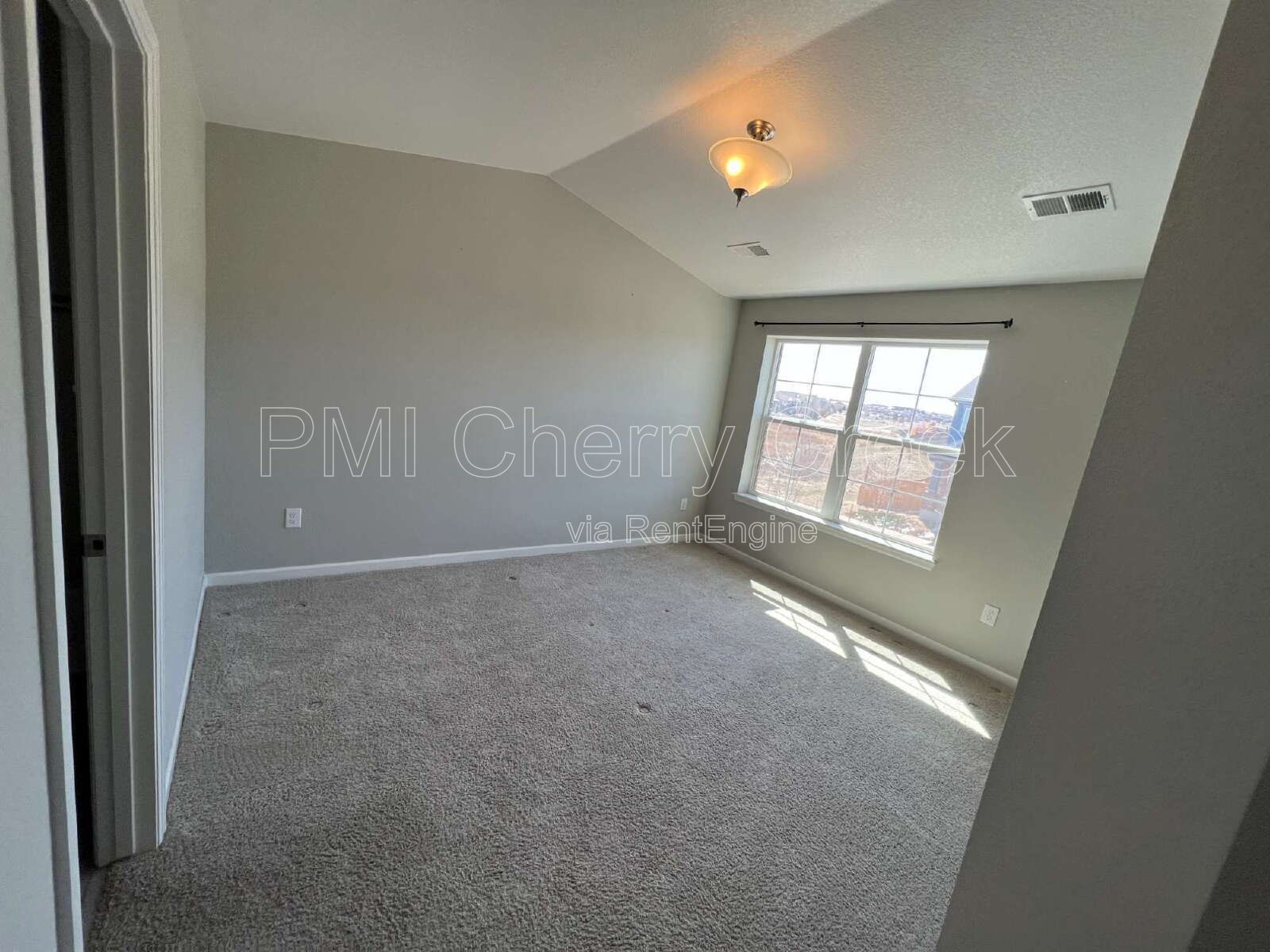 Gallery Image 22