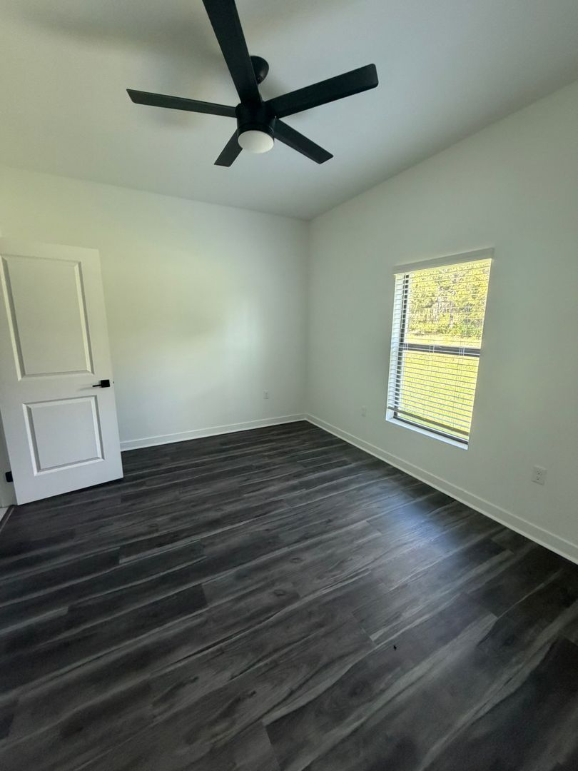 Gallery Image 19