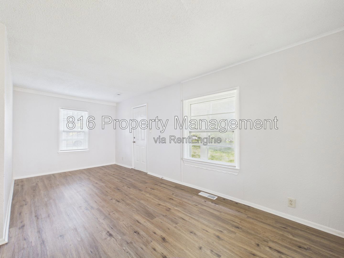 Gallery Image 0