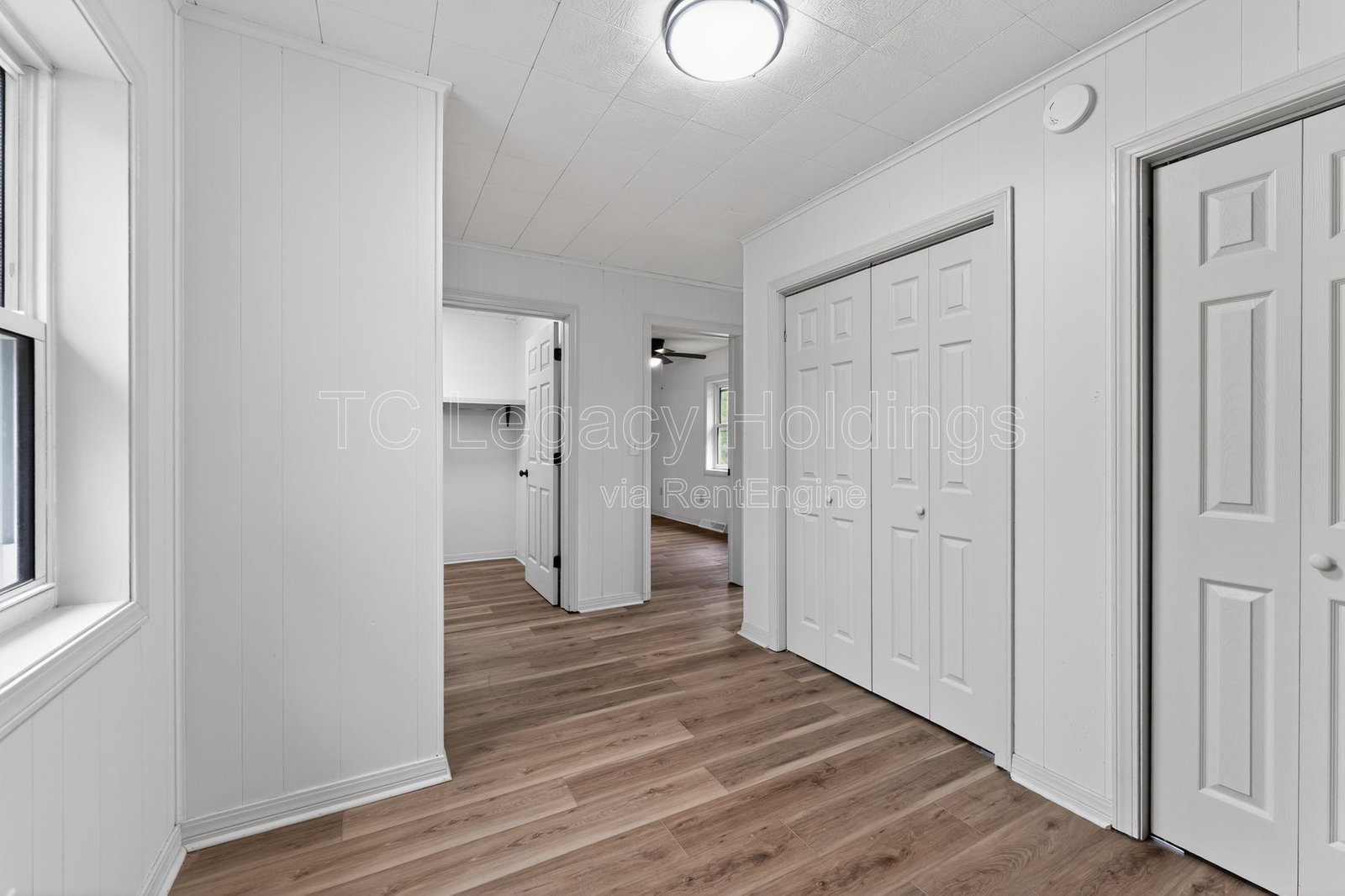 Gallery Image 18