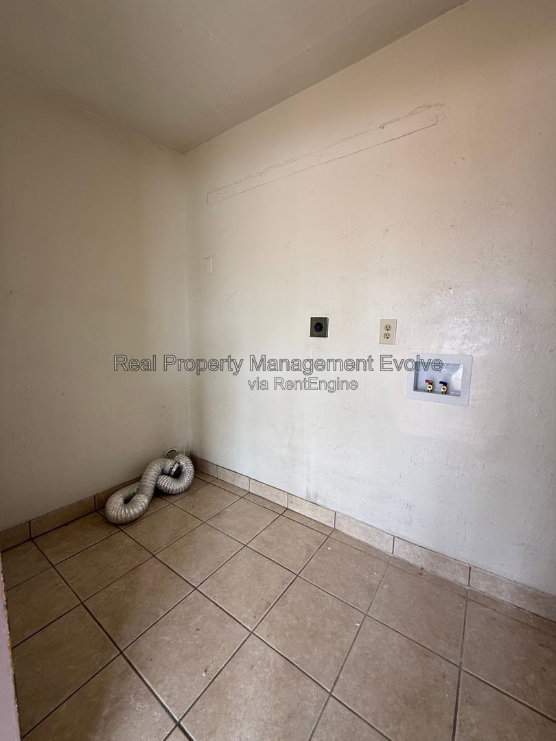 Gallery Image 21
