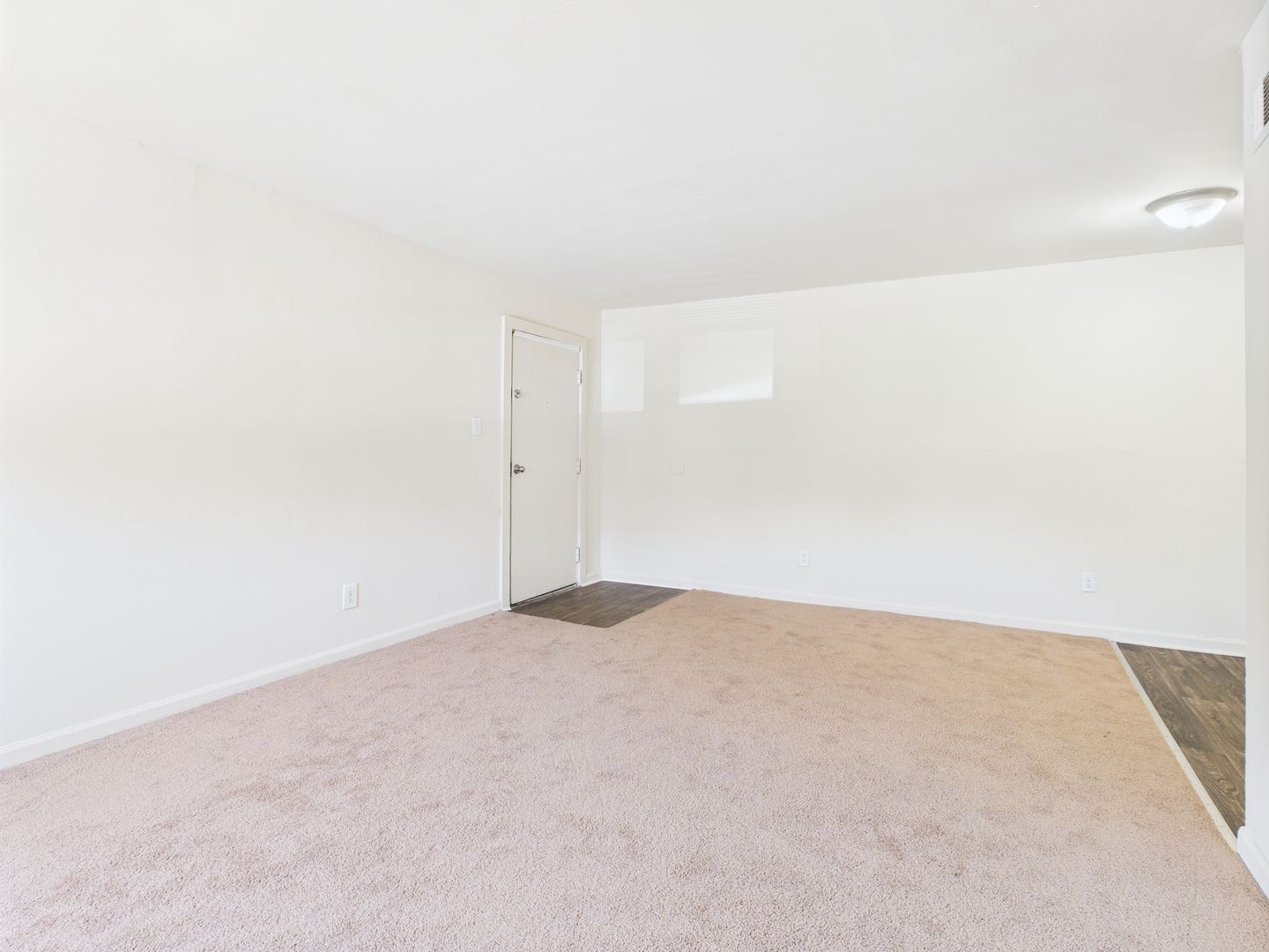 Gallery Image 0