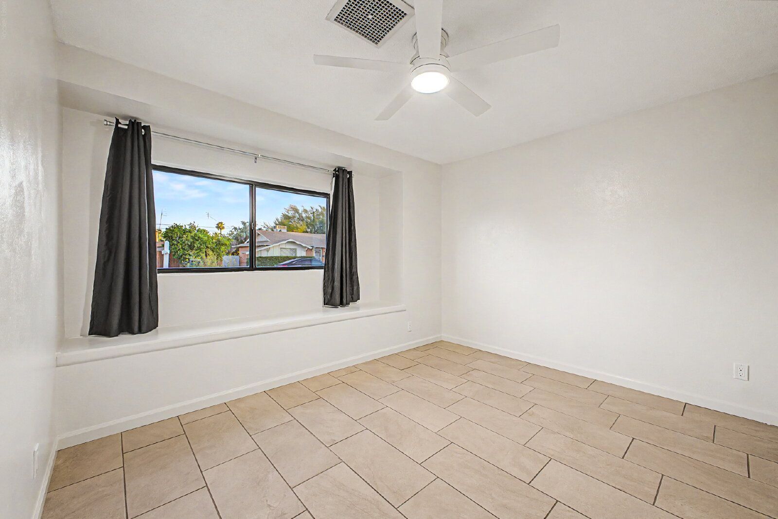 Gallery Image 19