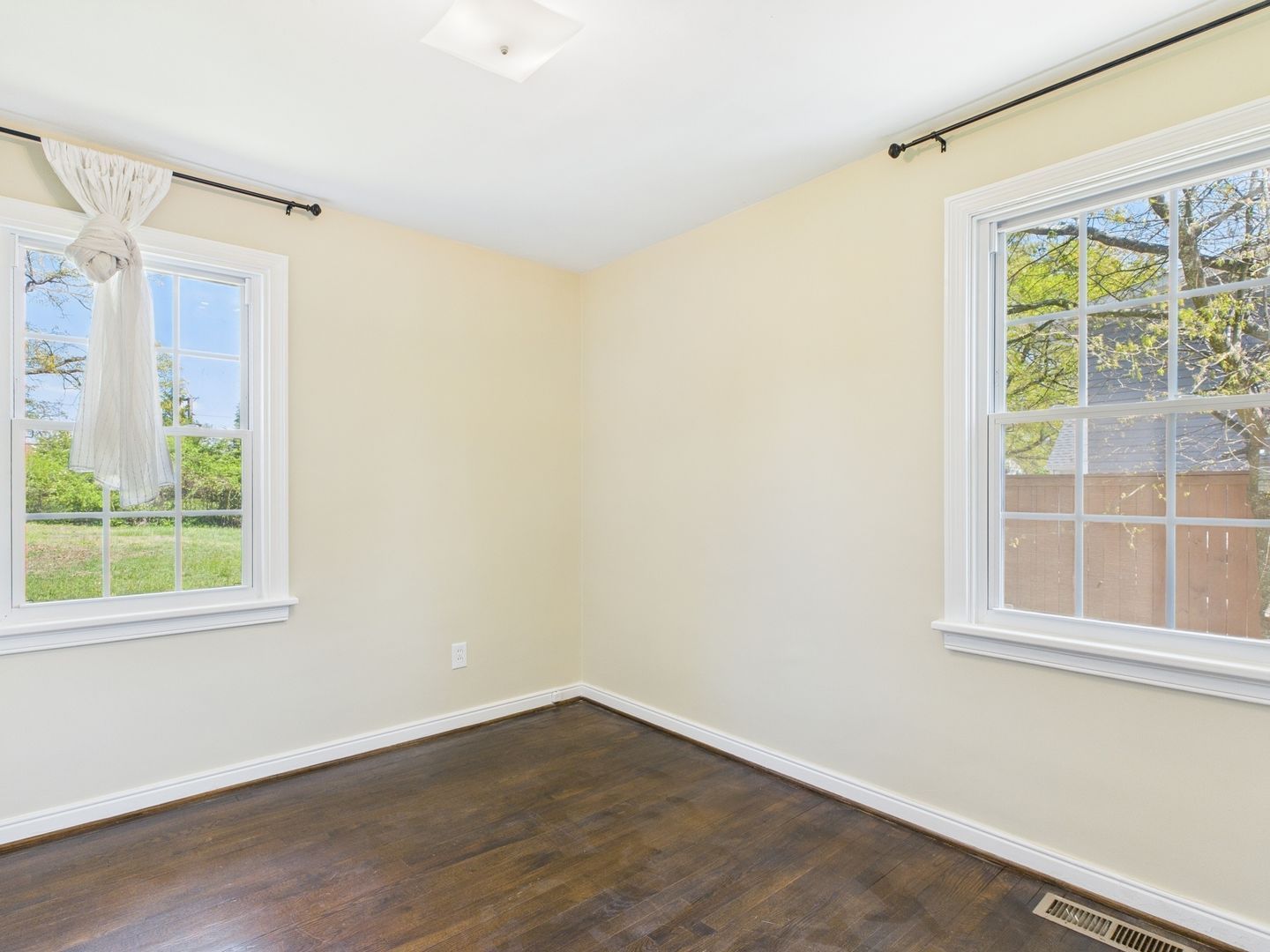 Gallery Image 17
