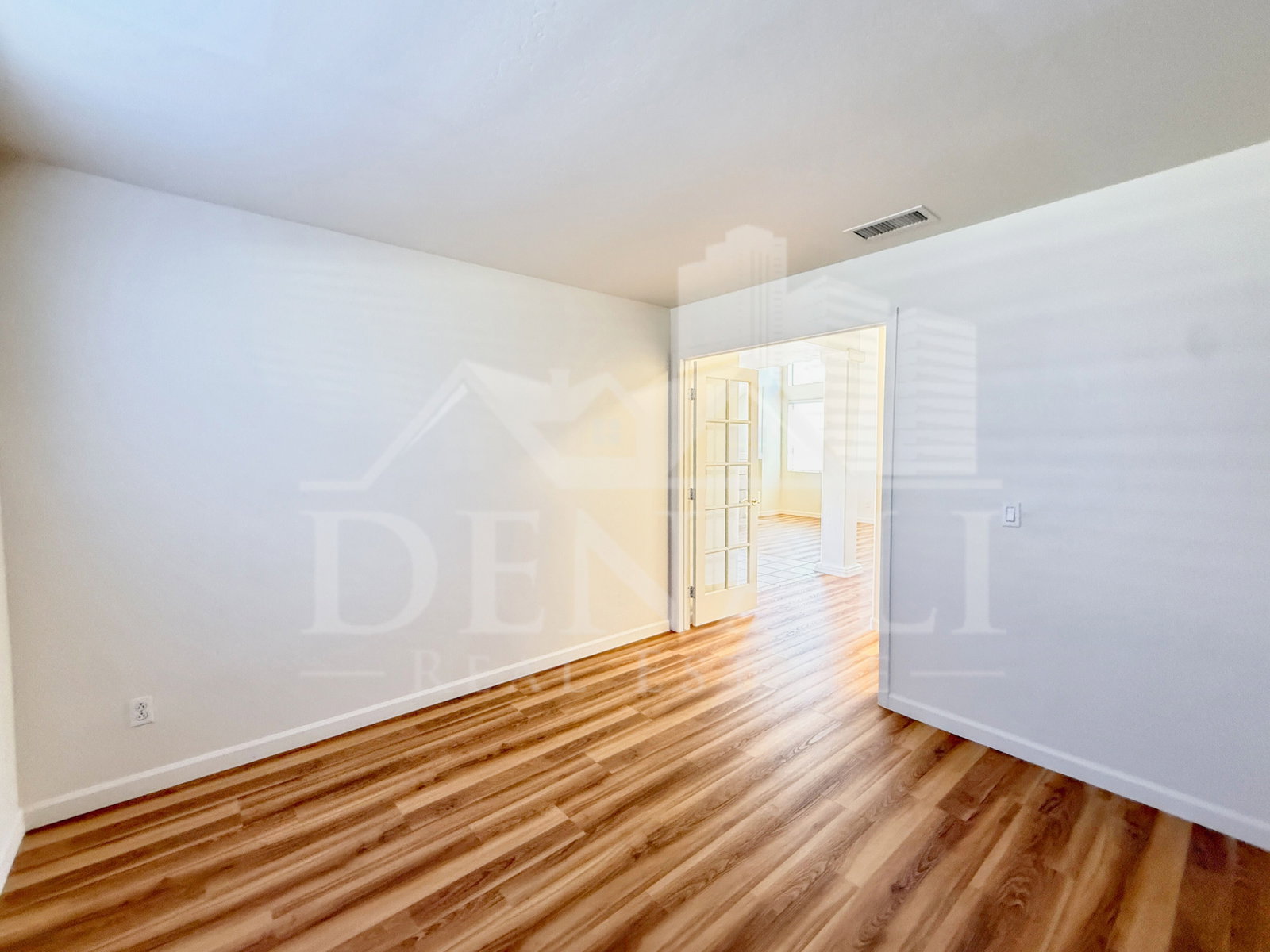Gallery Image 19
