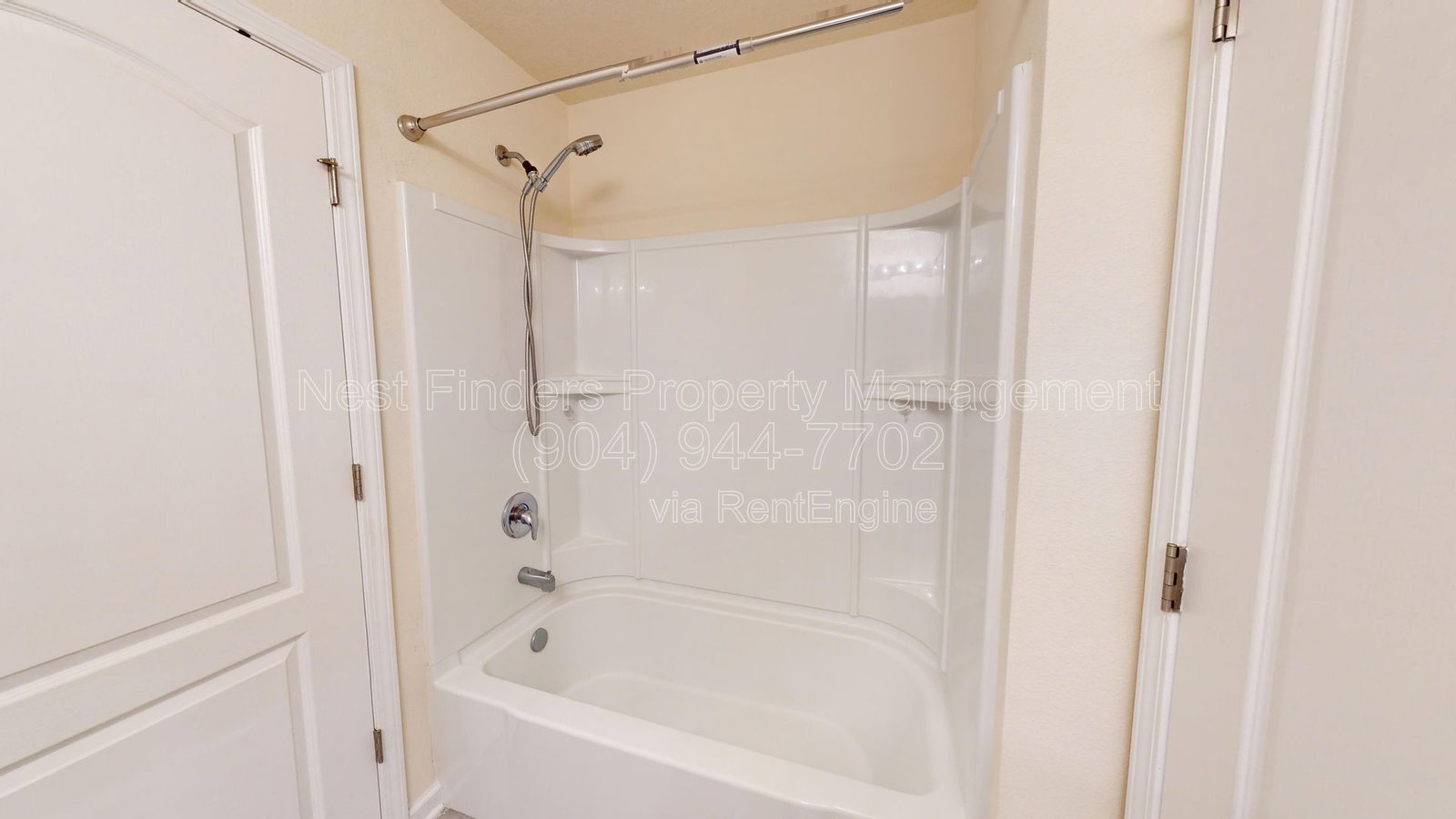 Gallery Image 17