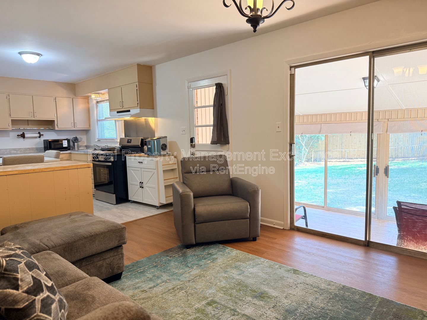 Gallery Image 16