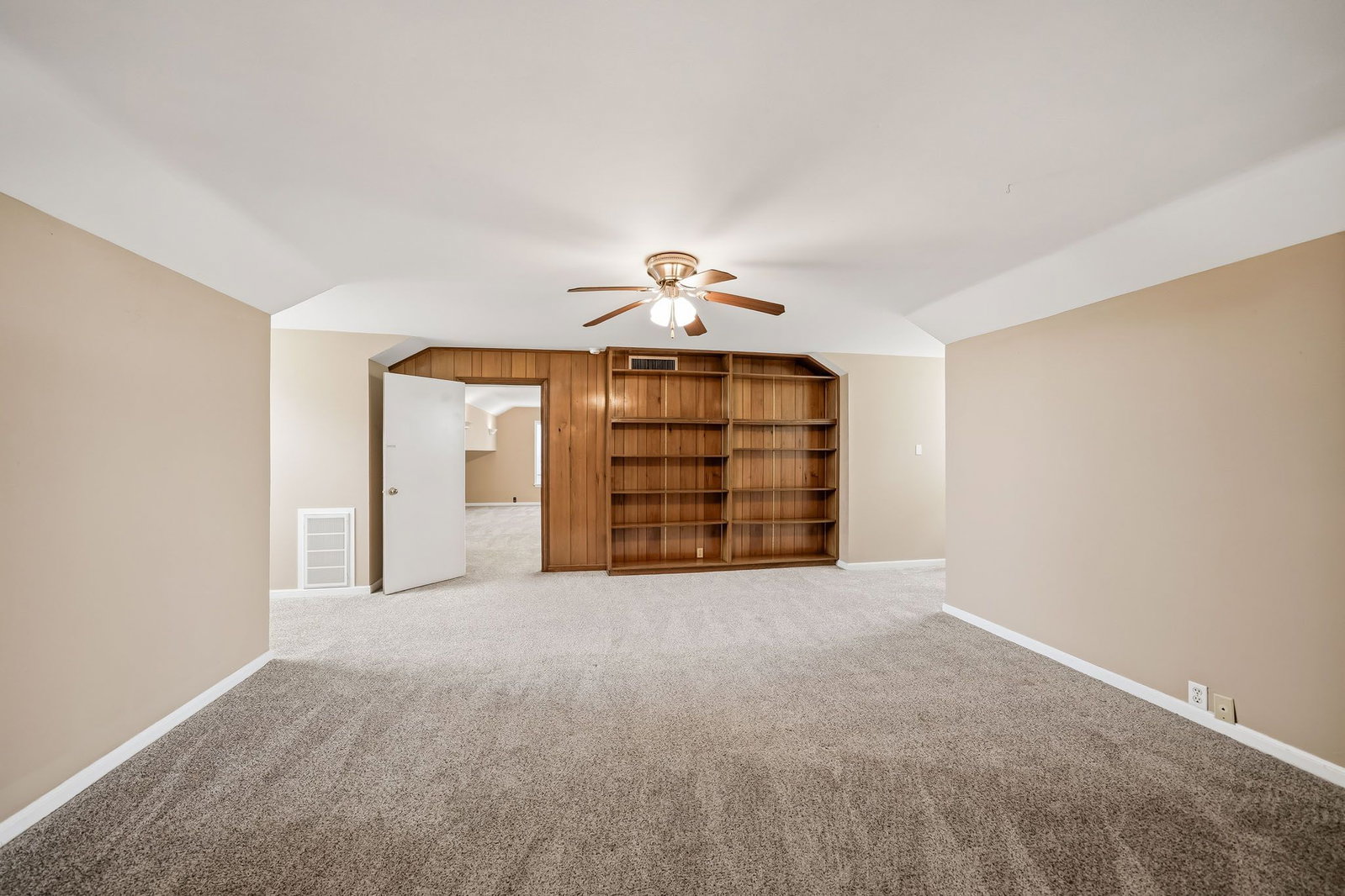 Gallery Image 19