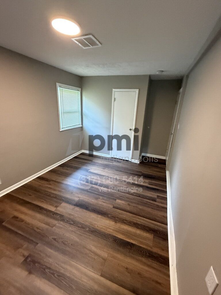 Gallery Image 22