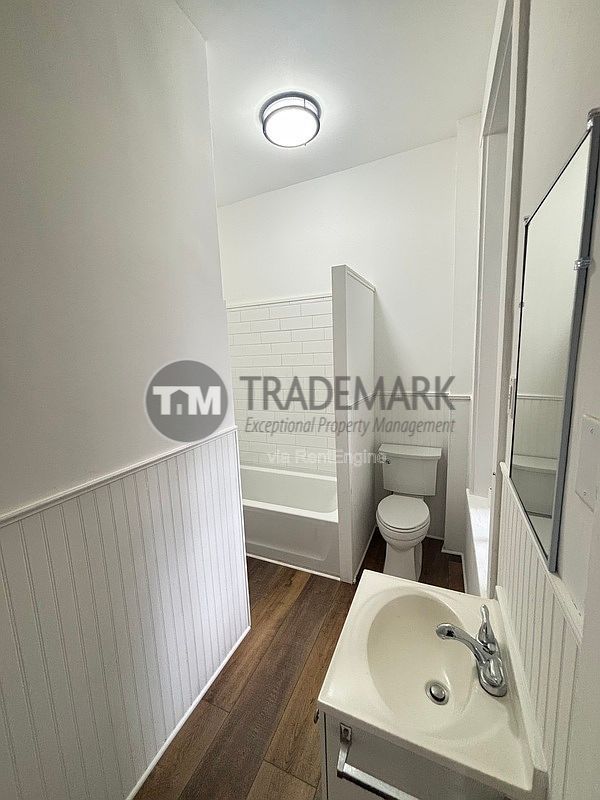Gallery Image 17