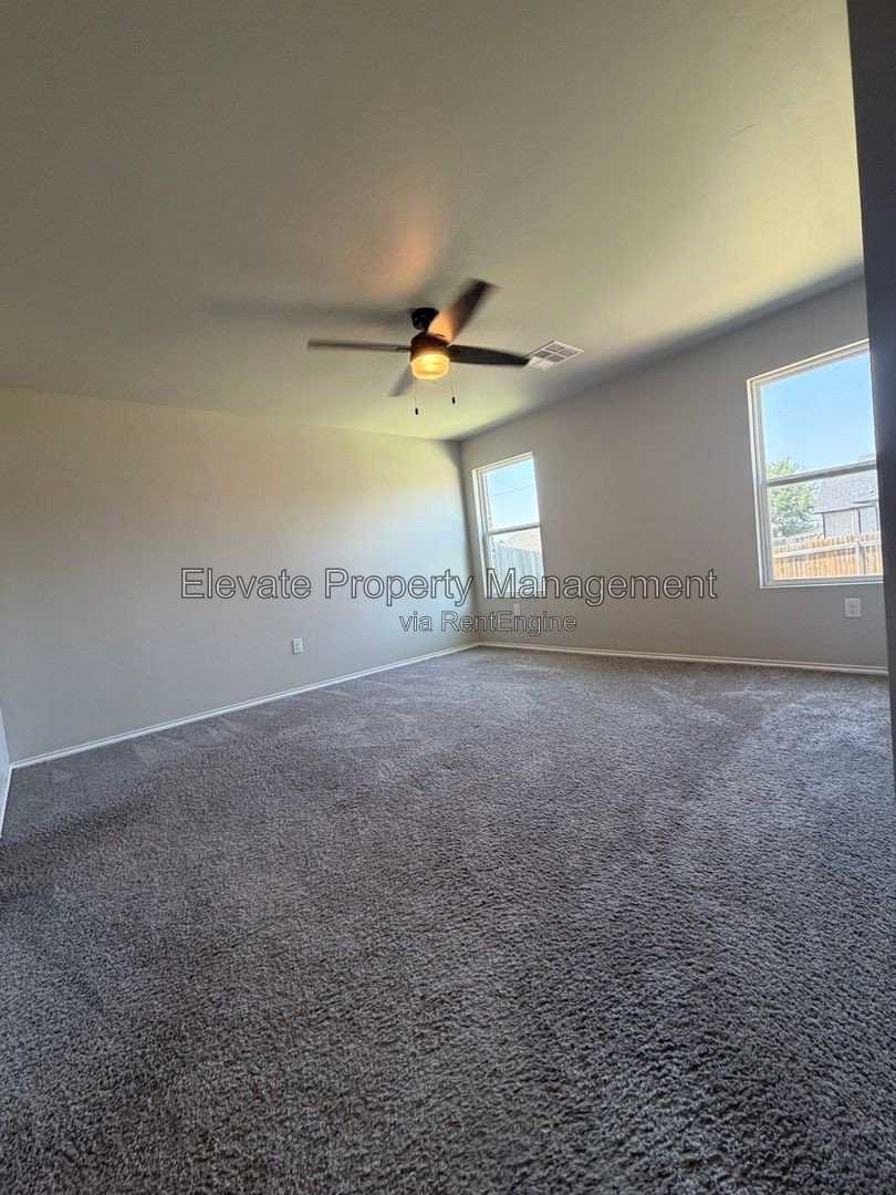 Gallery Image 18