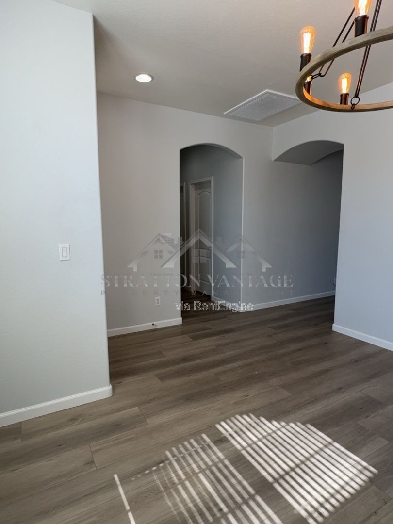 Gallery Image 21