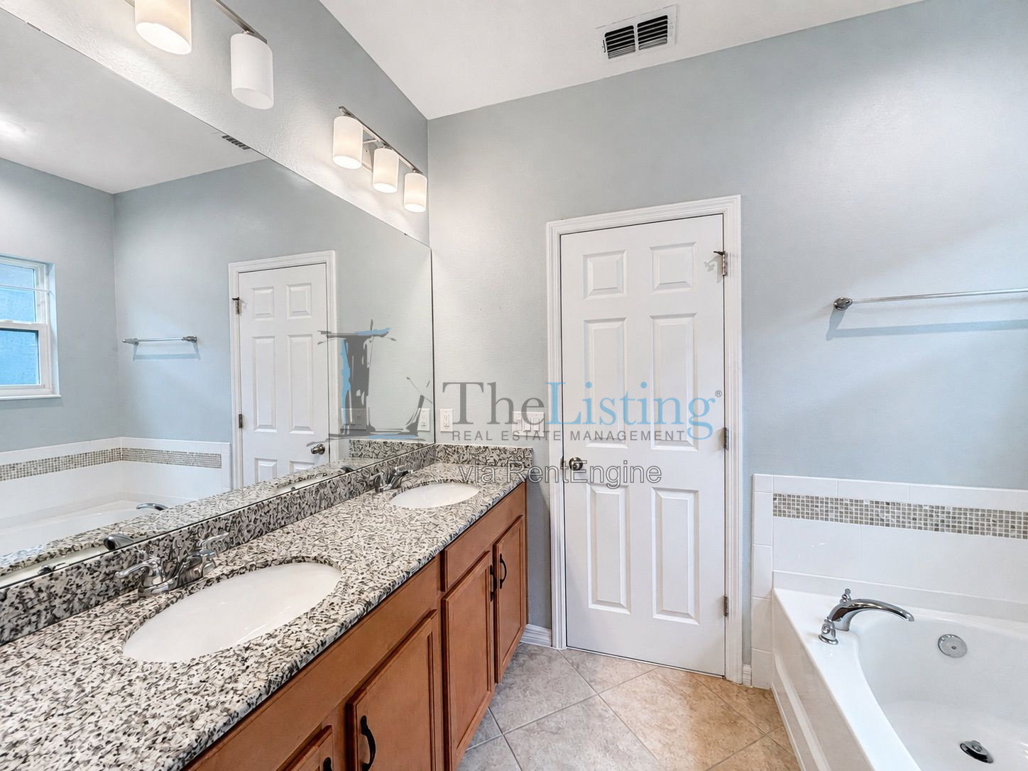 Gallery Image 18